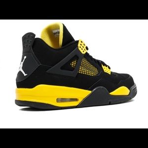 Air Jordan 4 Retro Thunder